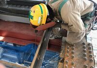 作業中の従業員